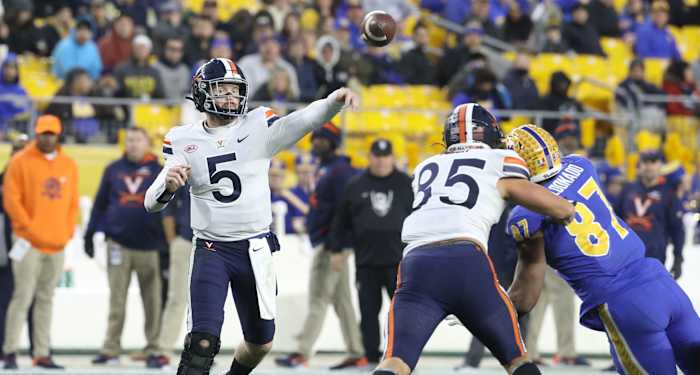 Brennan Armstrong Virginia Cavaliers footballPhoto